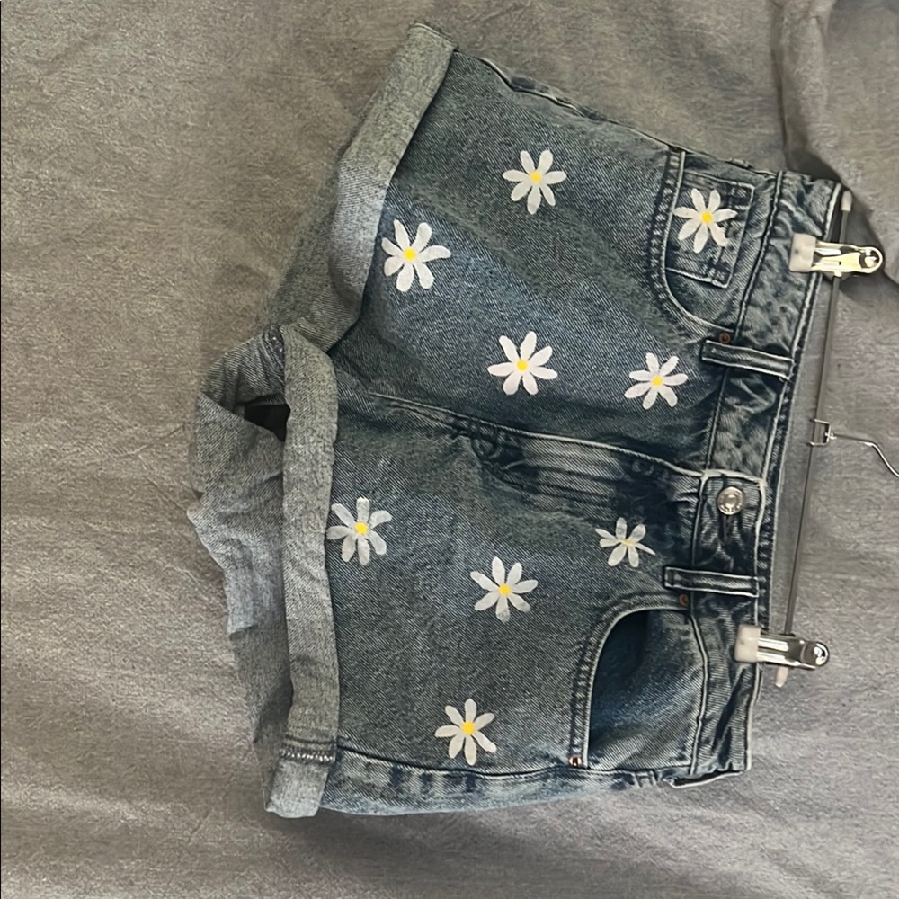 Floral Daisy Denim Women's Shorts